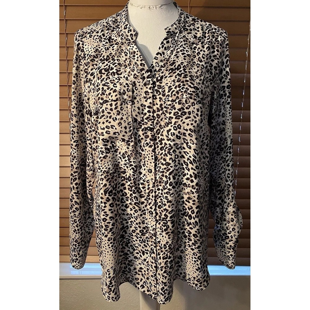 Jones New York Signature Animal Print Long‎ Sleeve Button Down Shirt